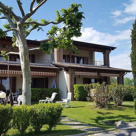 Moniga del Garda Italsol Residence Riai מראה חיצוני תמונה