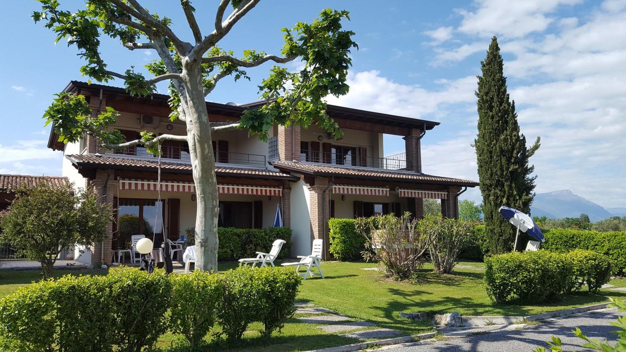 Moniga del Garda Italsol Residence Riai מראה חיצוני תמונה