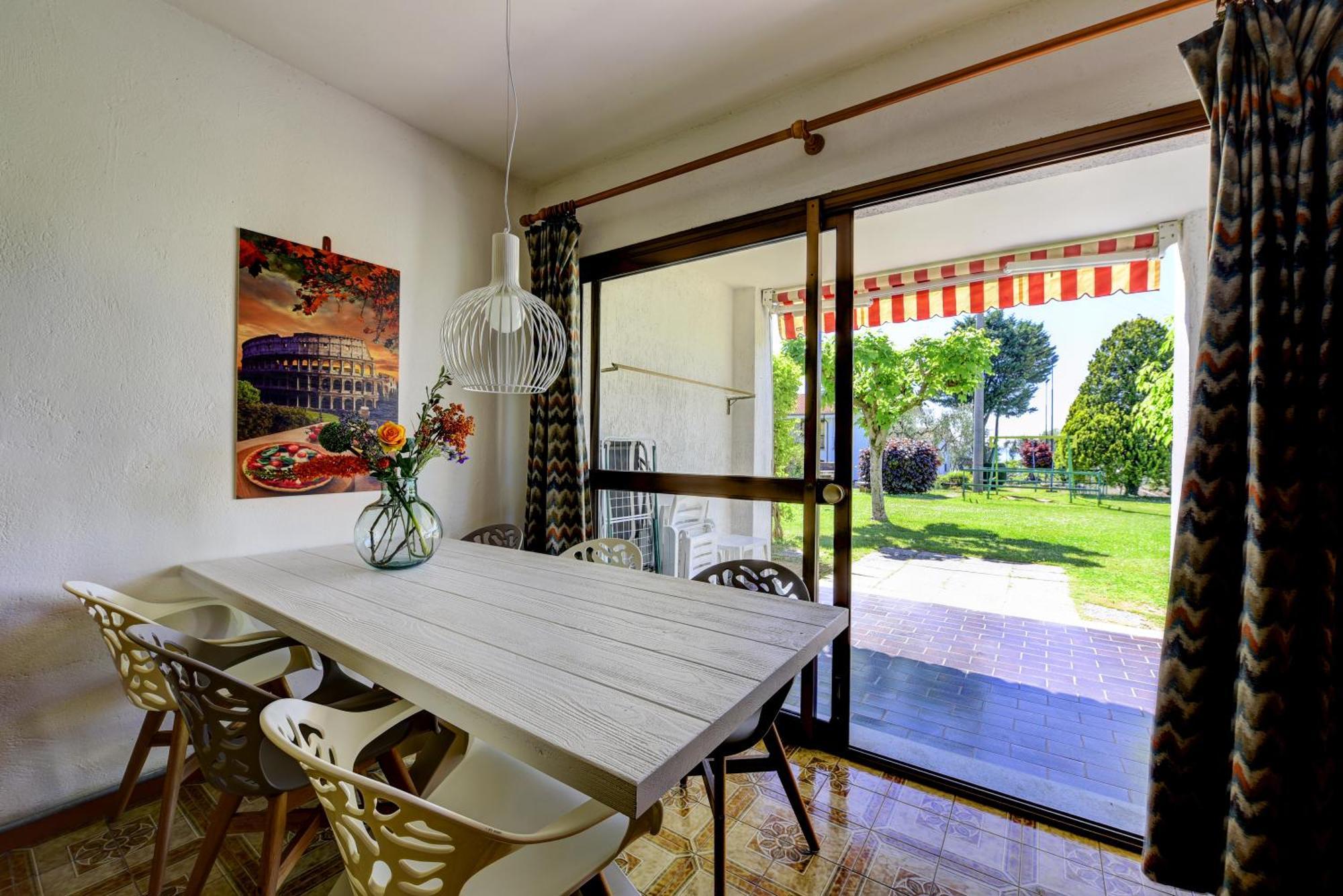 Moniga del Garda Italsol Residence Riai חדר תמונה