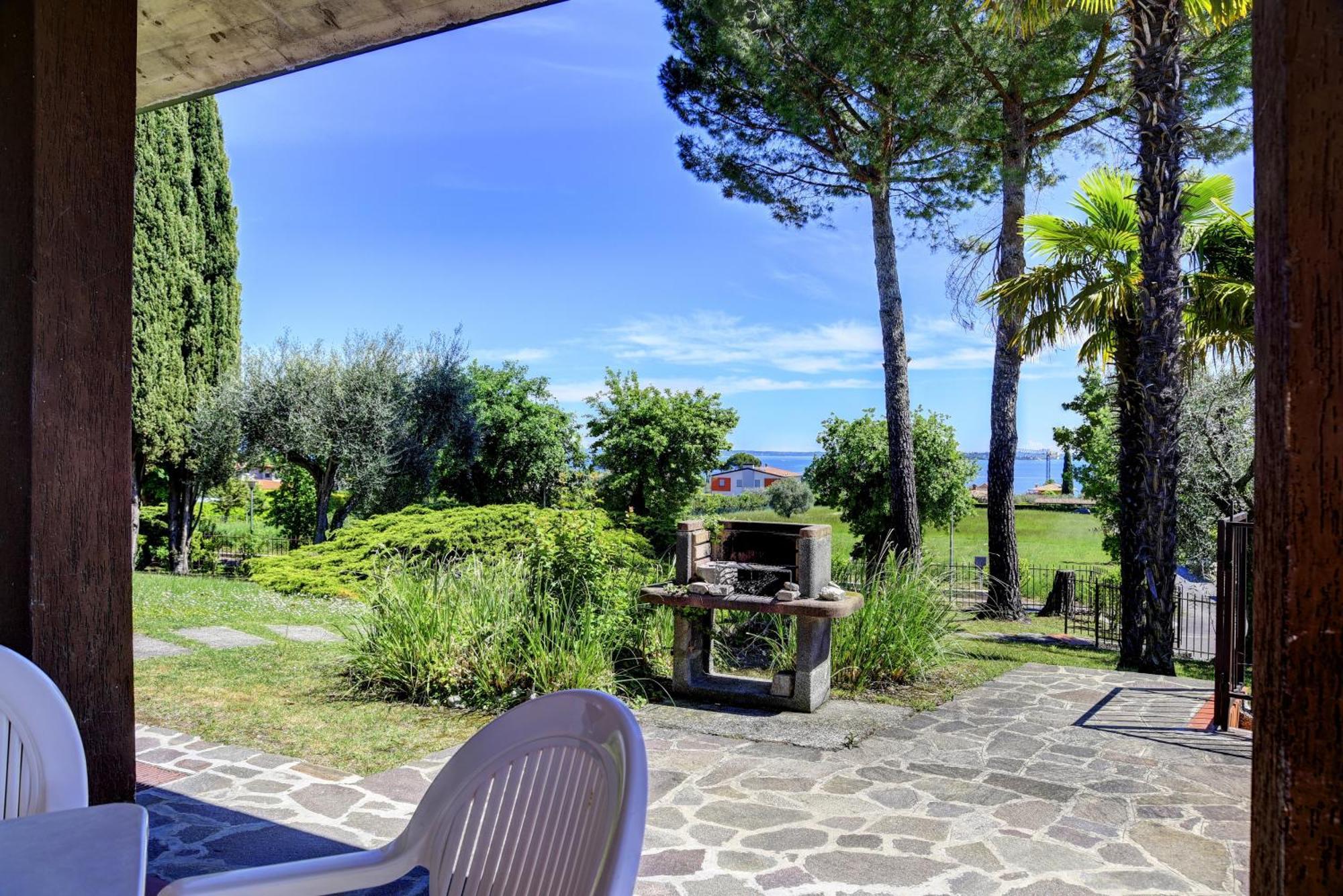 Moniga del Garda Italsol Residence Riai חדר תמונה