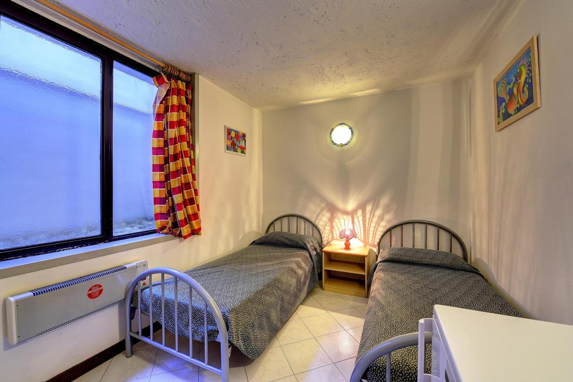 Moniga del Garda Italsol Residence Riai חדר תמונה