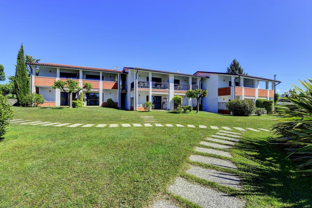 Moniga del Garda Italsol Residence Riai מראה חיצוני תמונה
